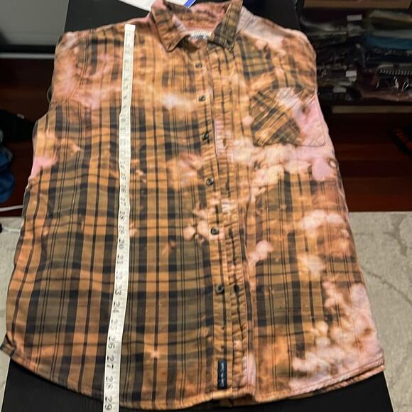 Reworked/upcycled flannel shirt - Picture 6 of 7